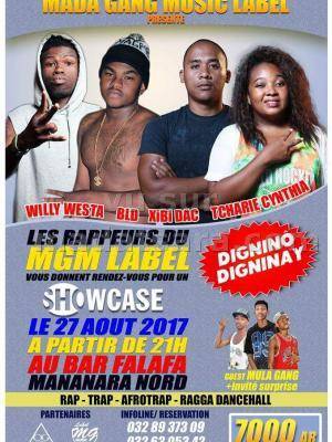 Les rappeurs du MGM Label en show case au Snack Bar Falafala