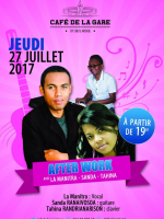After work au Café de la Gare Soarano‍ avec Manitra‍ , Sanda Ranaivosoa‍ & Tahina‍