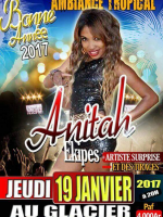 Anitah Ekipes‍ en concert  Le Glacier Analakely‍