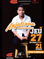 Anjatiana‍ Andrianoroarivo en concert Urban Café Antsahabe‍