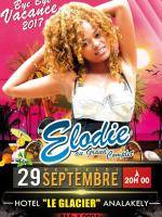 Elodie au grand complet Le Glacier Analakely bye bye vacances