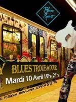Foxy blues troubadour Piment Café Behoririka