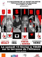 Gasing avec Mialy, Ima, Tseva et Nirina, et Vero sur la terrasse de  l'Alliance Française de Mahajanga