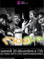 Moajia en concert au Tana Arts café Ampasamadinika