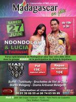 Ndondolah et Lucia en concert à Toulouse avec le groupe Kiasy et la participation de Antsa et Onjatiana au Hall 8 parc des expositions