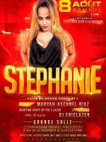 Stéphanie live au grand complet à la grande salle Compagnie Ismael Aboudou La Réunion