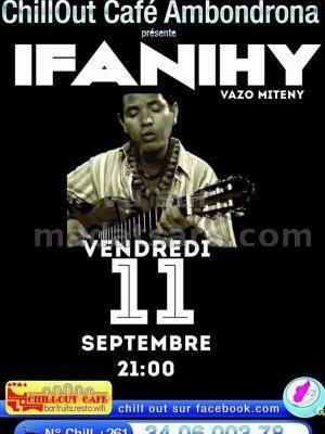 Ifanihy Vazo miteny en concert au Chillout Café AmbondronaIfanihy Vazo miteny en concert au Chillout Café Ambondrona