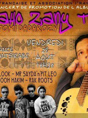 Tomi Dadaraozy - concert de promotion de l'album "Zaho zany te..." à l'Alliance Française d'Antsirabe