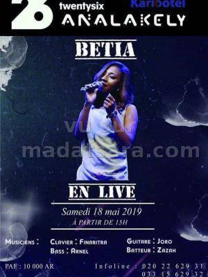 Betia en live Karibotel Twenty Six 26