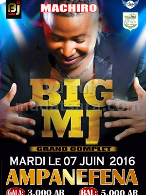 Big MJ au grand complet en concert à Ampanefena