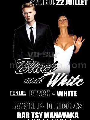 Black and white au Bar Tsy Manavaka Ambalavola Antsiranana
