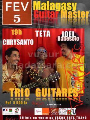 Chrysanto, Teta et Joel Rabesolo - Malagasy Guitar en concert au Vakok'Arts Trano