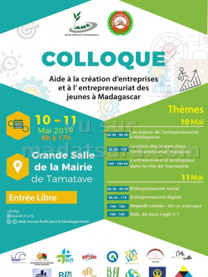 Colloque aide à la création d'entreprises et à l'entrepreunariat des jeunes - Esplanade Mairie Toamasina‍