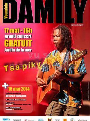 Damily en concert au jardin de la mer Toliary