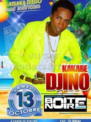 Djino en showcase Discothèque Boite Noire Antsiranana
