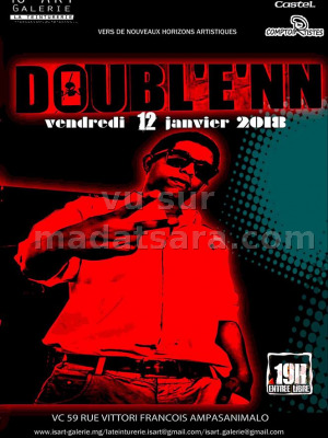 Doubl'e'nn‍ en show case Is'Art Galerie‍