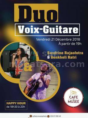 Duo voix guitare  Café Du Musée De La Photo Anjohy