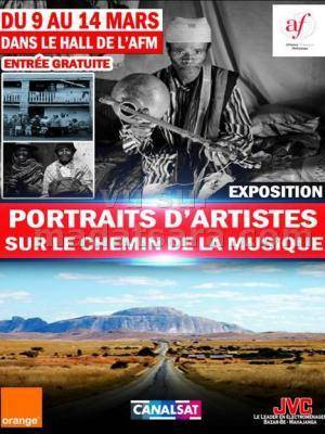 Exposition Portrait d'artistes sur le chemin de la musique dans le hall de l'AFM - Mahajanga