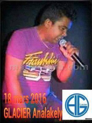 Firmin en concert au Glacier Analakely