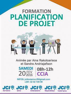 Formation planification de projet animée par Aina Rakotoarisoa et Sandra Andriajafison au CCIA