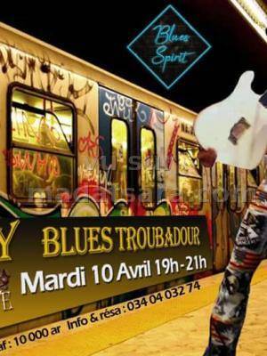 Foxy blues troubadour Piment Café Behoririka