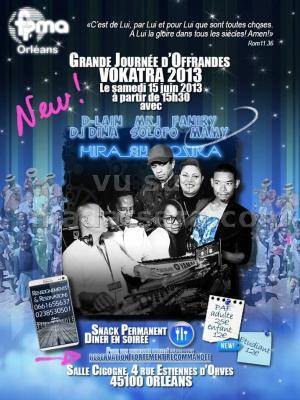 Avec D-Lain, DJ Dina, MKJ, Solofo, Faniry, Mamy.
Quelques vidéos de D-Lain
[videos artiste=d-lain