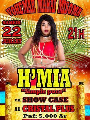 H'Mia en show case Cristal Plus Vohemar