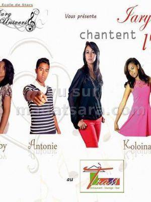 Iary et ses enfants chantent l'amour au Trass