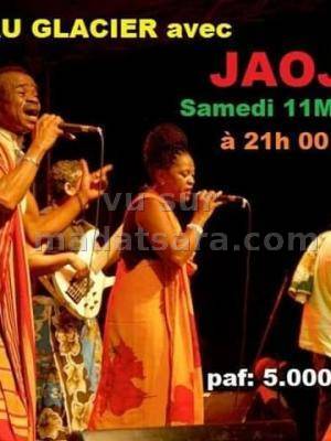 Jaojoby cabaret au Le Glacier Analakely