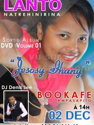 Lanto Natrehinirina en concert Bookafe Ampasapito