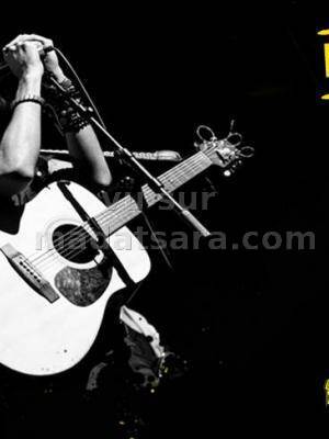 Mafonja en concert au Kudeta