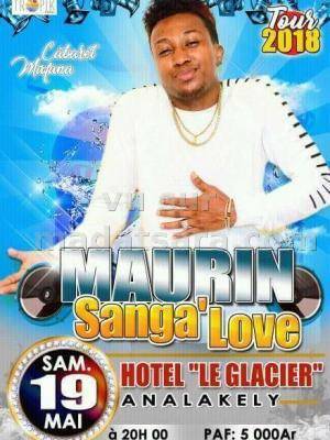 Maurin en concert Le Glacier Analakely