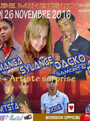 Menabe mihetsiky au  Casc PK Zero Soarano (Madarail)‍ avec Bagzana‍, Jiromanga‍, Sylange‍, Thybaut‍ & Dacko Samonta‍