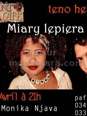 Miary Lepiera en concert au Piment Café