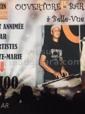 Ouverture Bar Anita Belle Vue Sainte-Marie cabaret animé par les artistes de Sainte-Marie