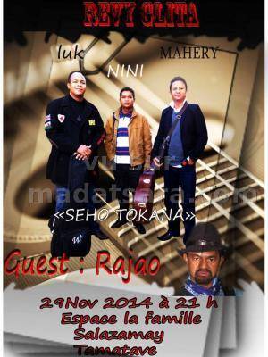 Revy Glita avec Luk, Nini et Mahery à l'espace la Famille Salazamay Tamatave