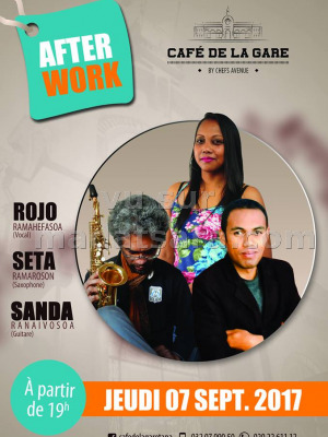 Rojo‍ , Seta‍ et Sanda Ranaivosoa‍ after work au Café de la Gare Soarano‍