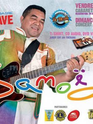 Samoela en cabaret Lycée Stella Maris Tamatave