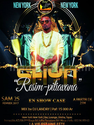 Shyn‍ en show case au New York New York Tamatave‍