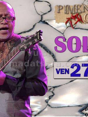 Solo Andrianasolo en concert au Piment Café