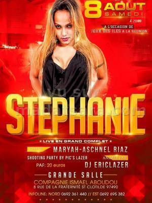 Stéphanie live au grand complet à la grande salle Compagnie Ismael Aboudou La Réunion